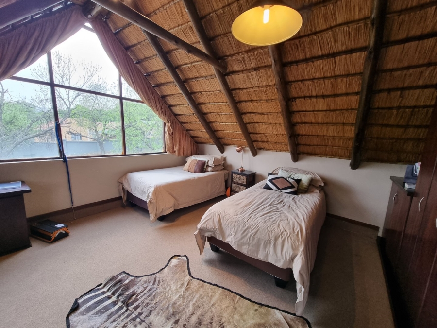 5 Bedroom Property for Sale in Eureka Free State